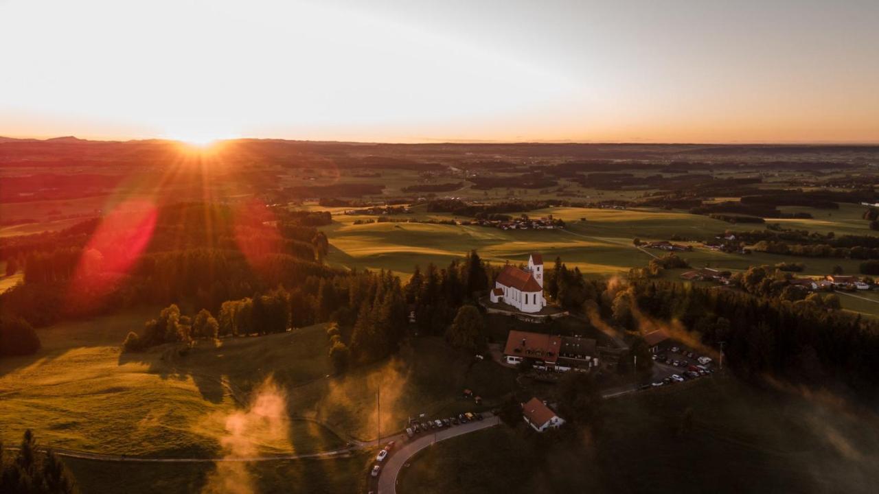 Panoramagasthof Auf Dem Auerberg Bernbeuren Esterno foto